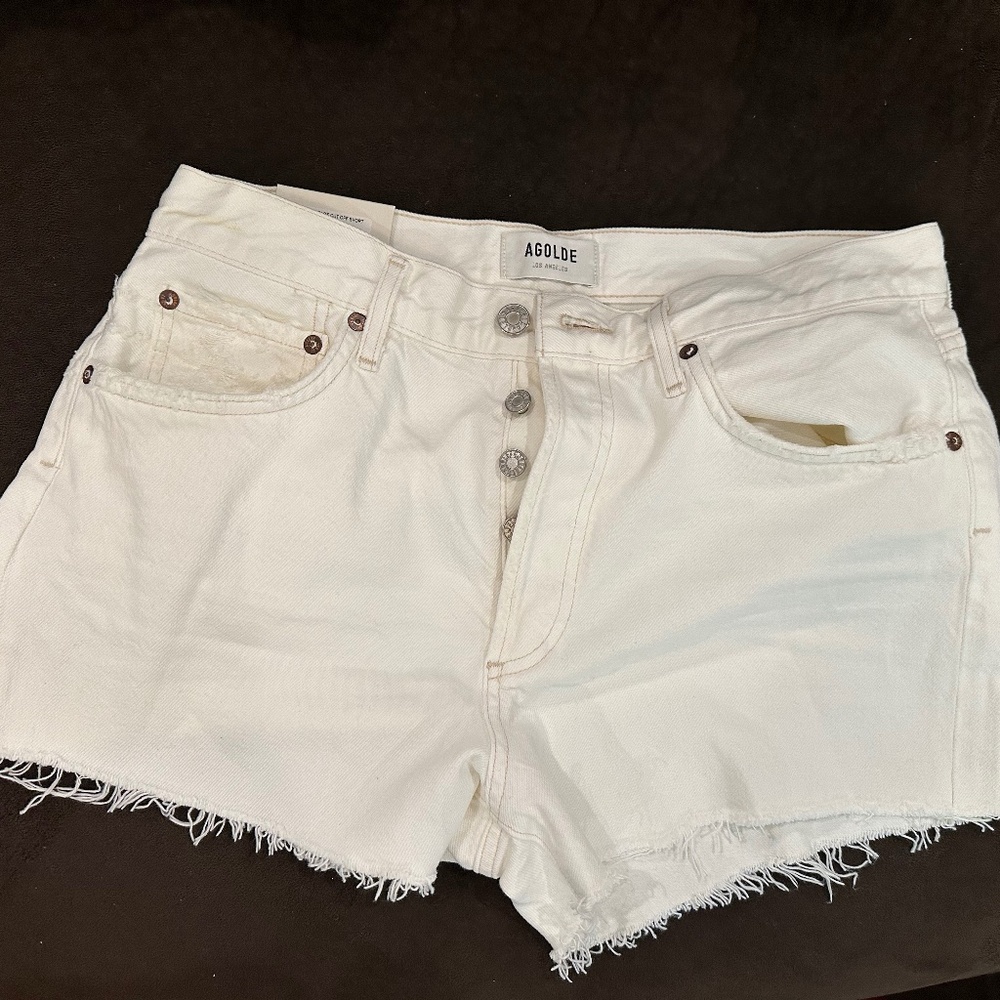 Never worn Agolde Parker Short in White